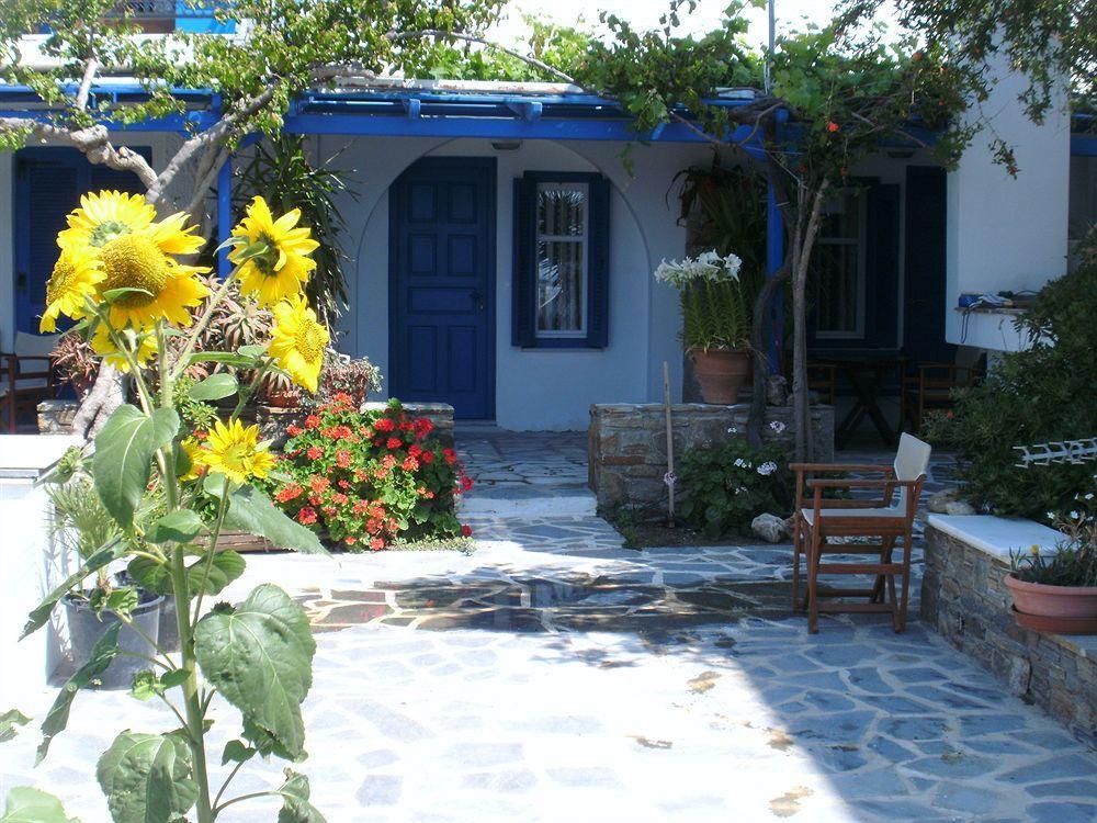 Studios Diogenis Naxos City Exteriör bild